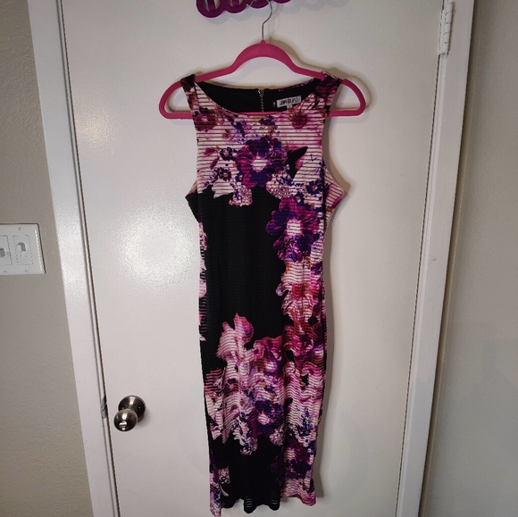 Jlo Flora dress - Picture 1 of 6